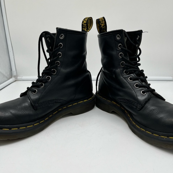 Dr. Martens 1460 8-Eye Boot for Women Size 6 - Picture 6 of 11